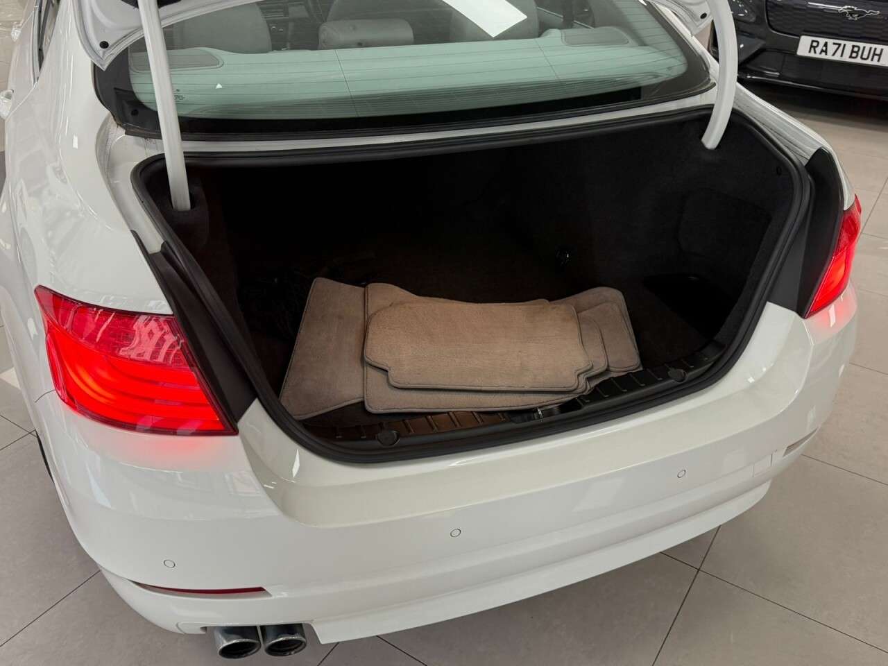 2011 BMW 5 SERIES 2011 BMW 5 SERIES