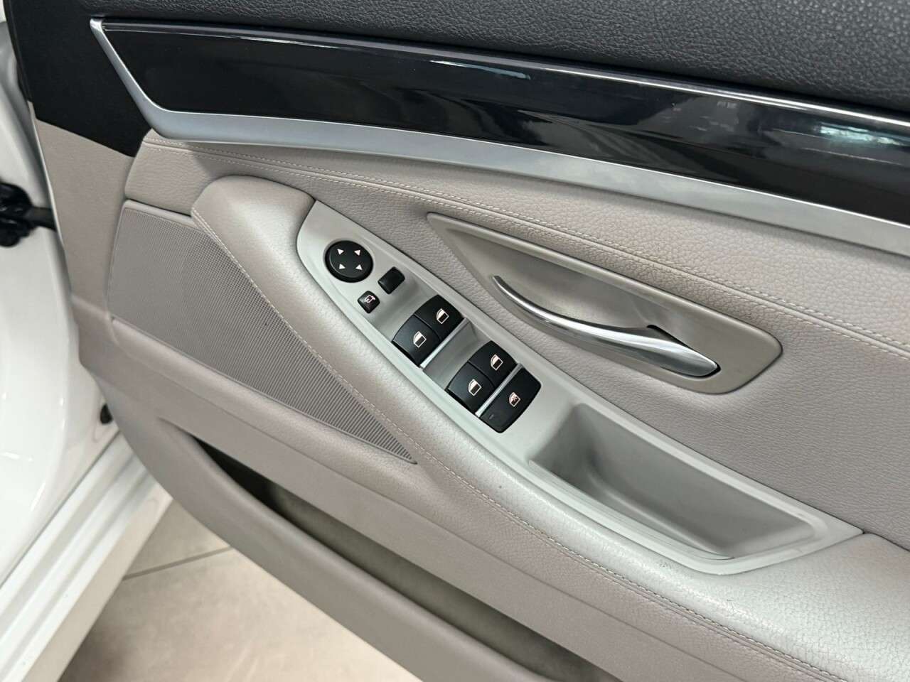 2011 BMW 5 SERIES 2011 BMW 5 SERIES