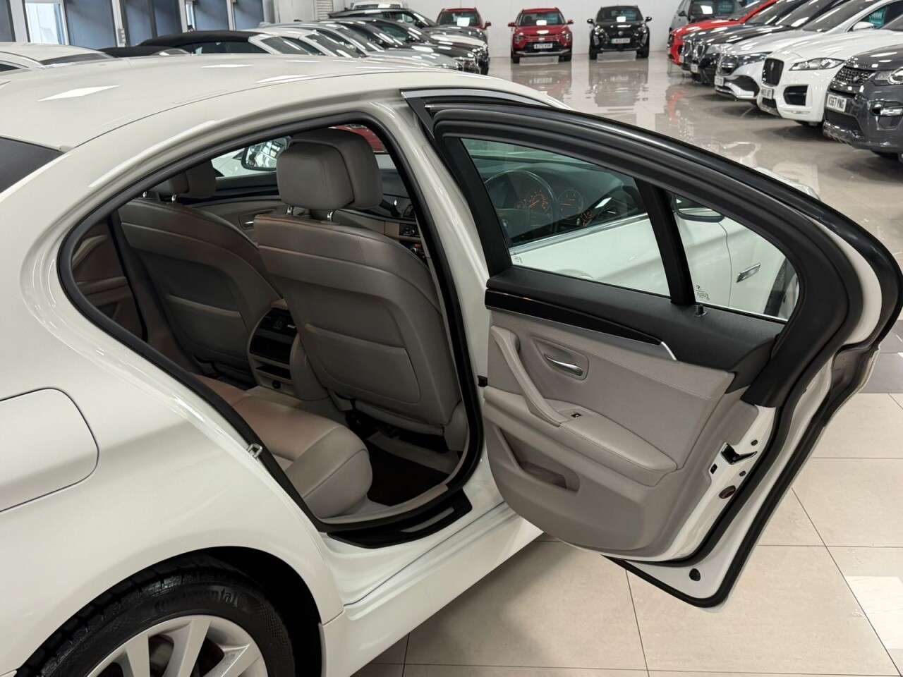 2011 BMW 5 SERIES 2011 BMW 5 SERIES