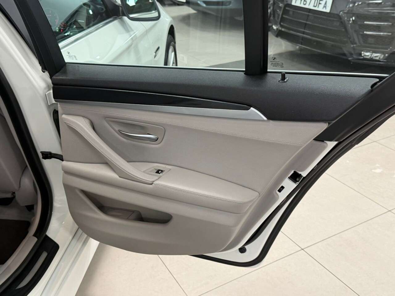 2011 BMW 5 SERIES 2011 BMW 5 SERIES