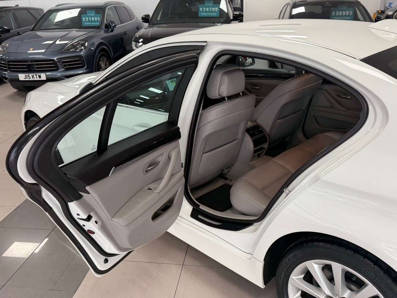 2011 BMW 5 SERIES 2011 BMW 5 SERIES