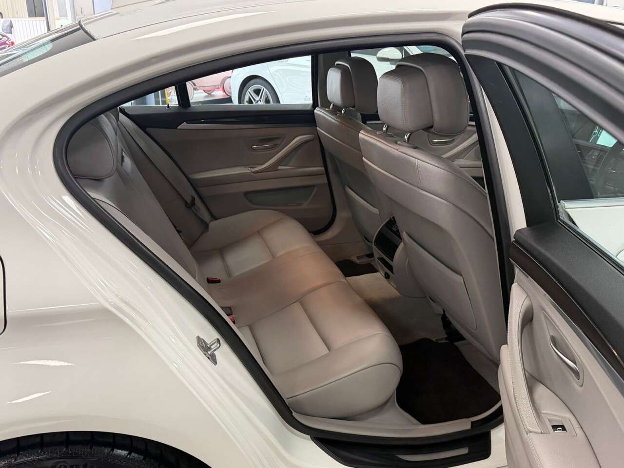 2011 BMW 5 SERIES 2011 BMW 5 SERIES