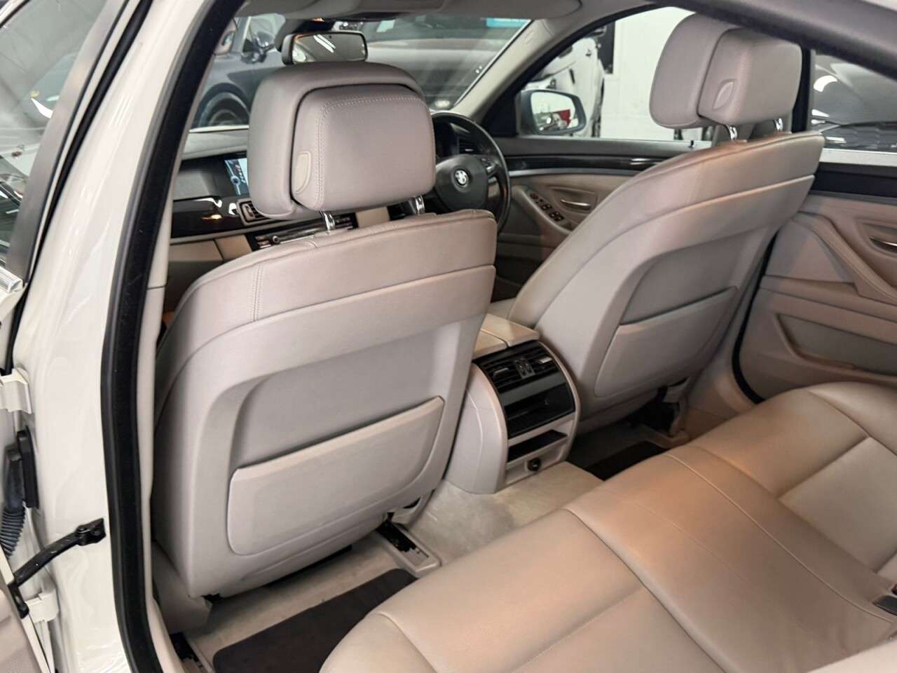 2011 BMW 5 SERIES 2011 BMW 5 SERIES