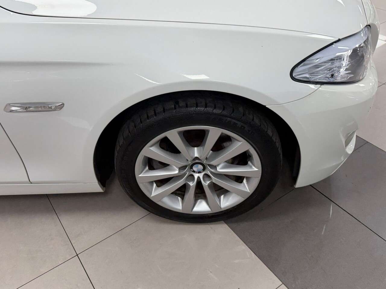 2011 BMW 5 SERIES 2011 BMW 5 SERIES