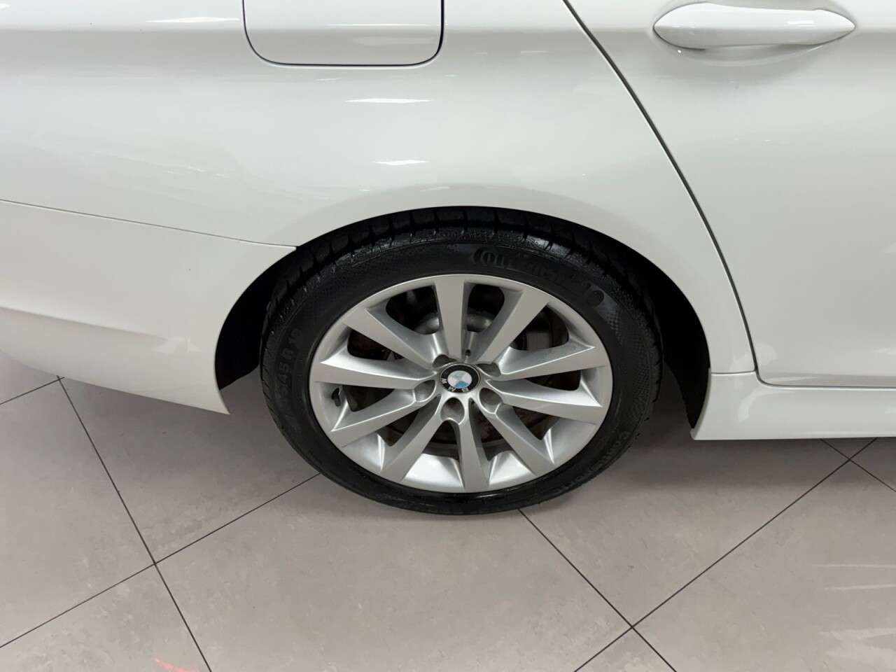 2011 BMW 5 SERIES 2011 BMW 5 SERIES