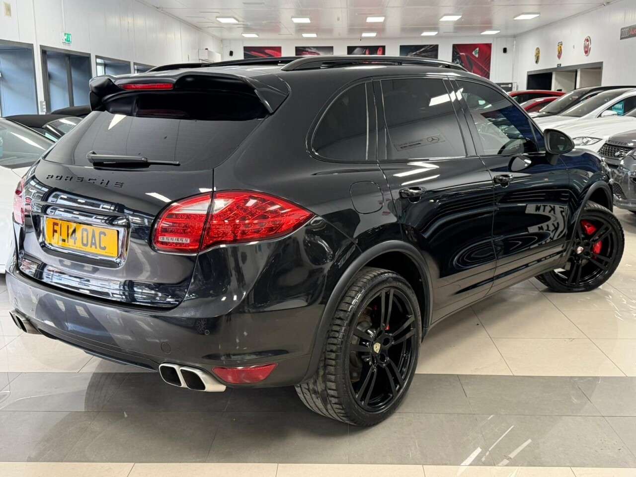 A 2014 PORSCHE CAYENNE 4.8T V8 Turbo SUV 5dr Petrol TiptronicS 4WD Euro 5 (s/s) (500 ps) STUNNING A 2014 PORSCHE CAYENNE 4.8T V8 Turbo SUV 5dr Petrol TiptronicS 4WD Euro 5 (s/s) (500 ps) STUNNING