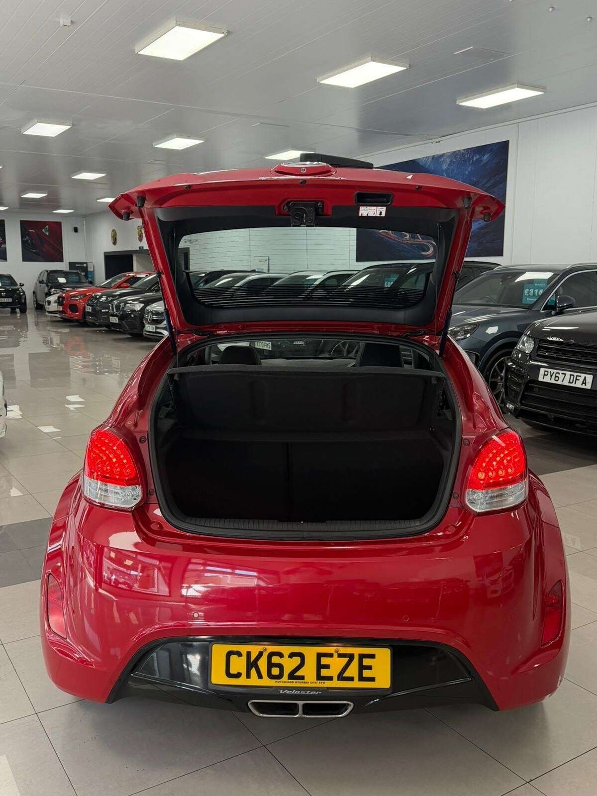 2012 HYUNDAI VELOSTER 2012 HYUNDAI VELOSTER