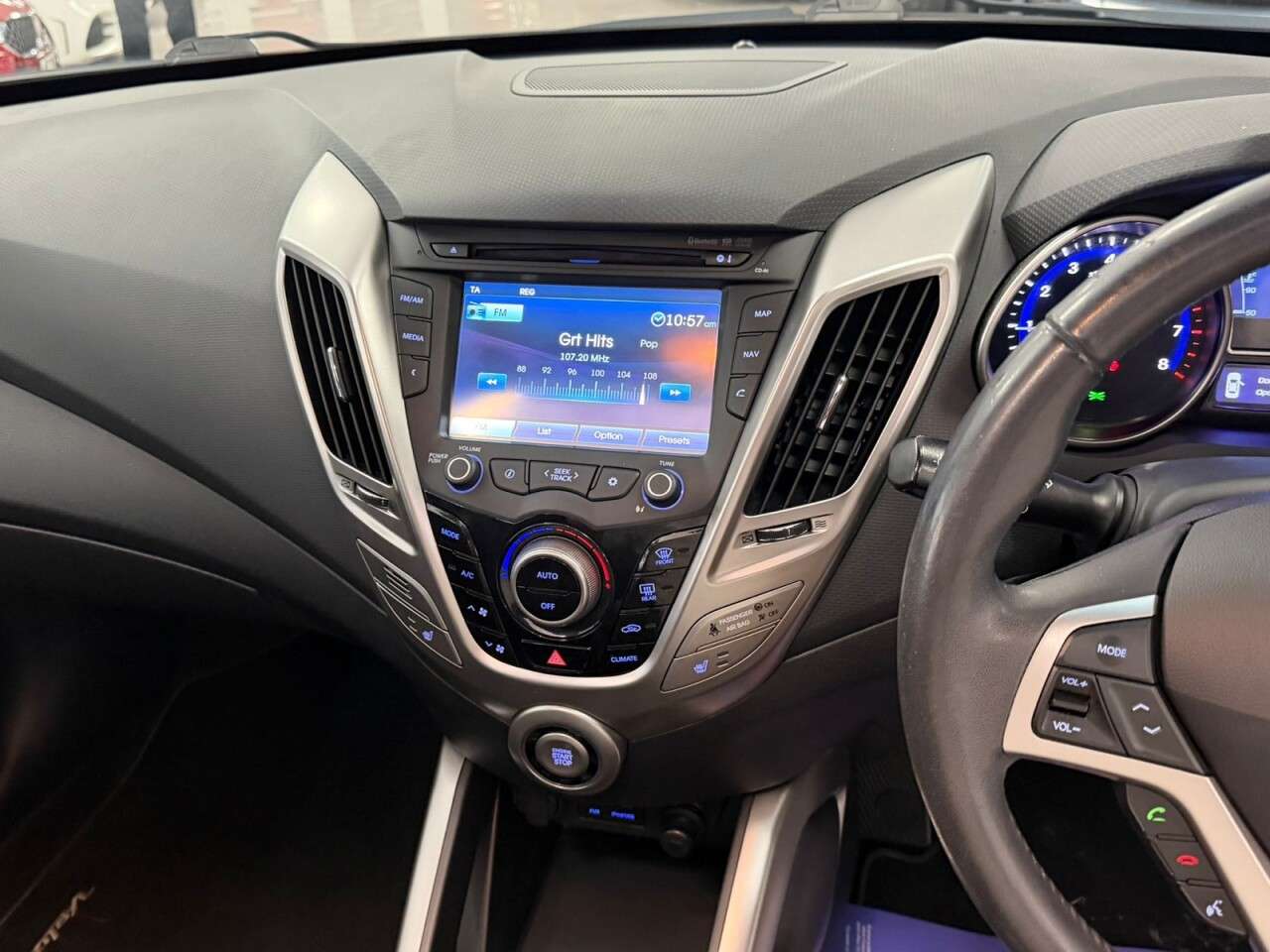 2012 HYUNDAI VELOSTER 2012 HYUNDAI VELOSTER