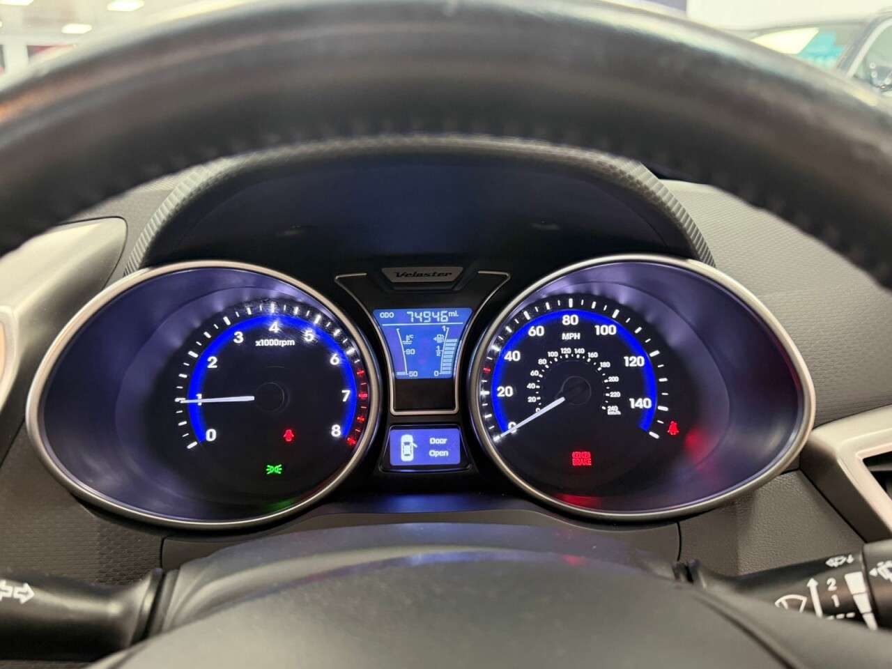 2012 HYUNDAI VELOSTER 2012 HYUNDAI VELOSTER