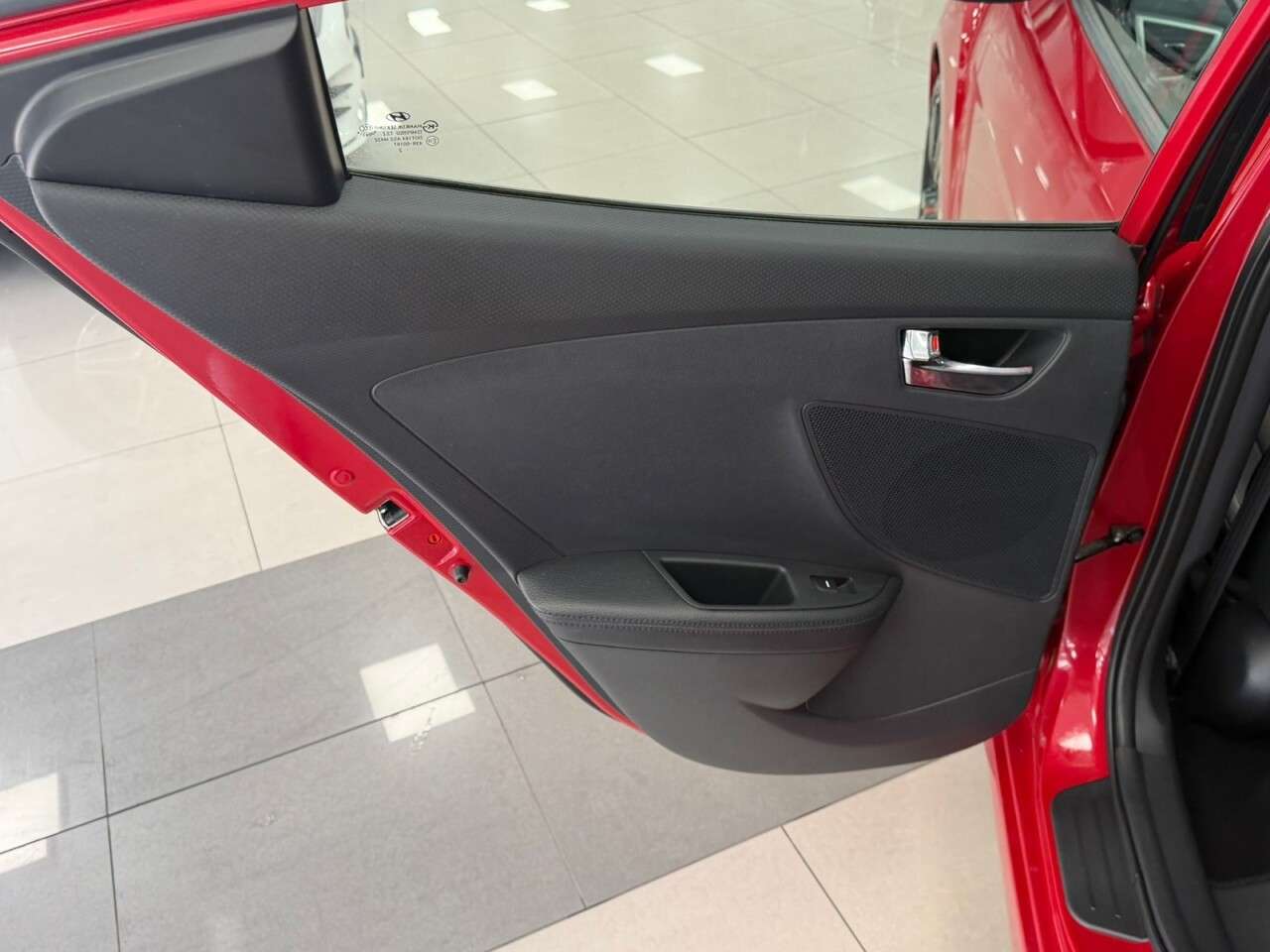 2012 HYUNDAI VELOSTER 2012 HYUNDAI VELOSTER