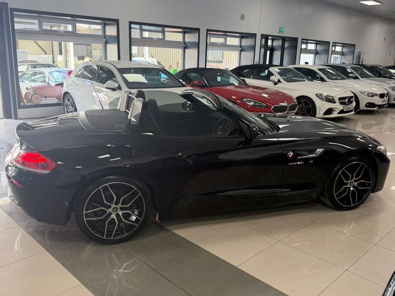 A 2015 BMW Z4 2.0 20i M Sport Convertible 2dr Petrol Manual sDrive Euro 6 (s/s) (184 ps) A 2015 BMW Z4 2.0 20i M Sport Convertible 2dr Petrol Manual sDrive Euro 6 (s/s) (184 ps)