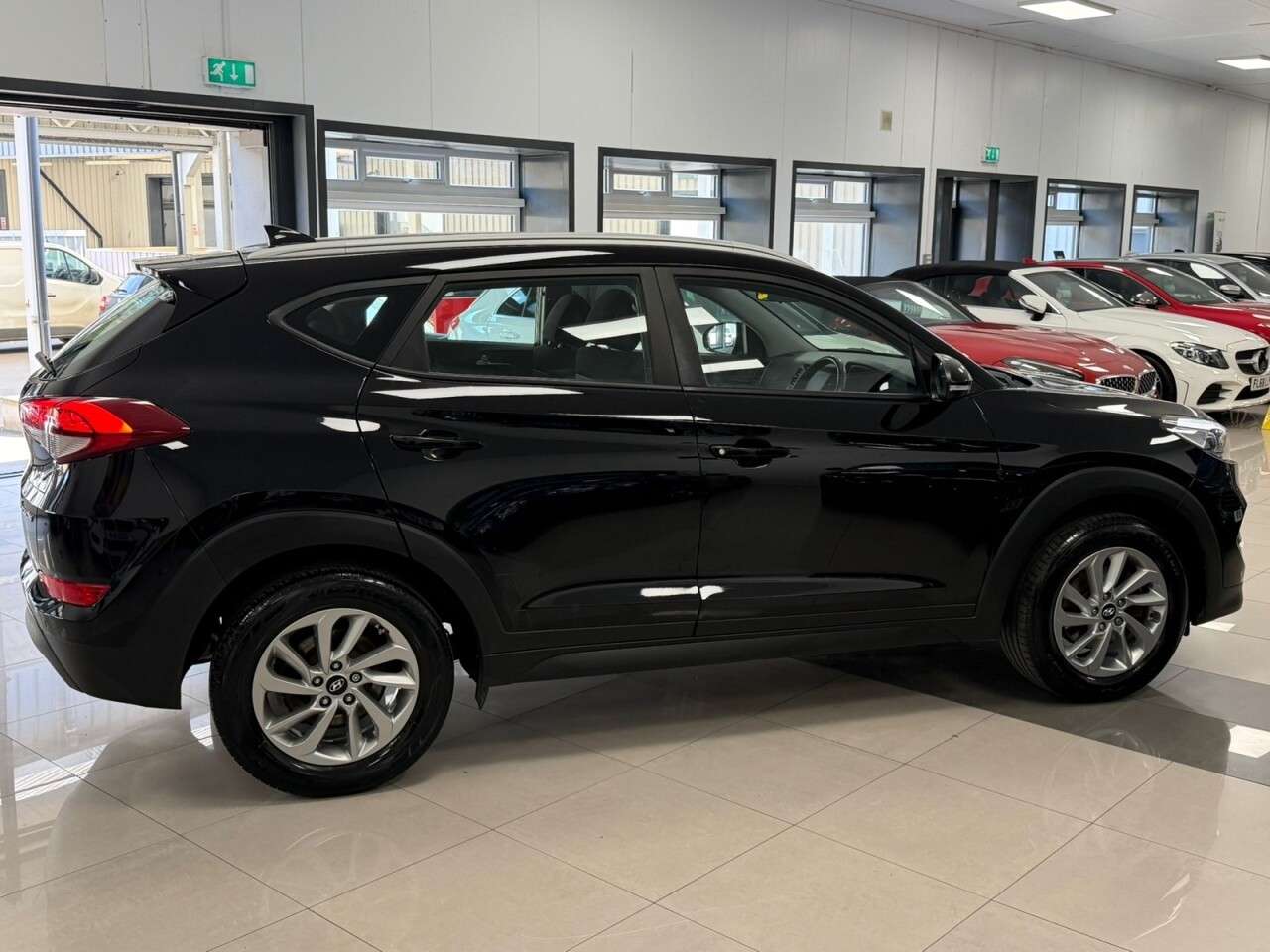 A 2016 HYUNDAI TUCSON 1.7 CRDi Blue Drive SE Nav SUV 5dr Diesel Manual Euro 6 (s/s) (116 ps) HEAT A 2016 HYUNDAI TUCSON 1.7 CRDi Blue Drive SE Nav SUV 5dr Diesel Manual Euro 6 (s/s) (116 ps) HEAT