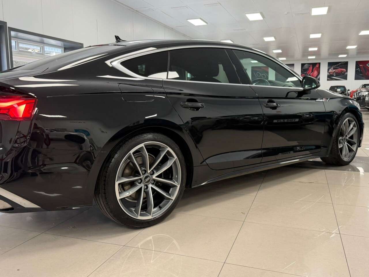 2021 AUDI A5 2021 AUDI A5