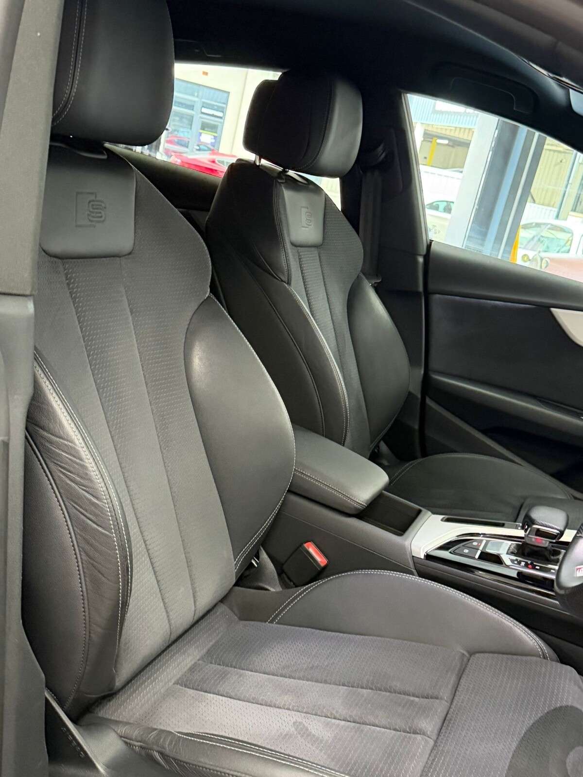 2021 AUDI A5 2021 AUDI A5