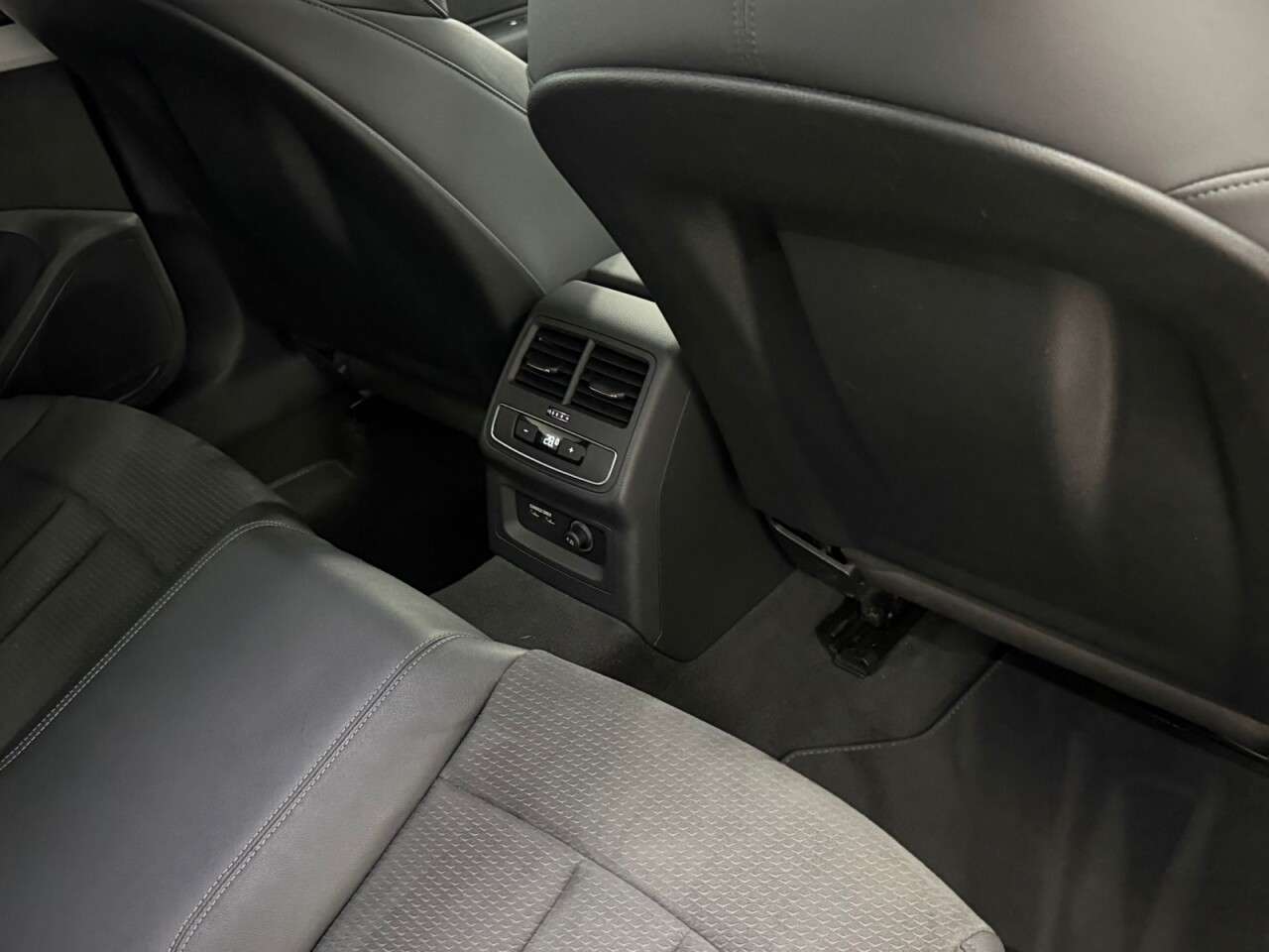 2021 AUDI A5 2021 AUDI A5