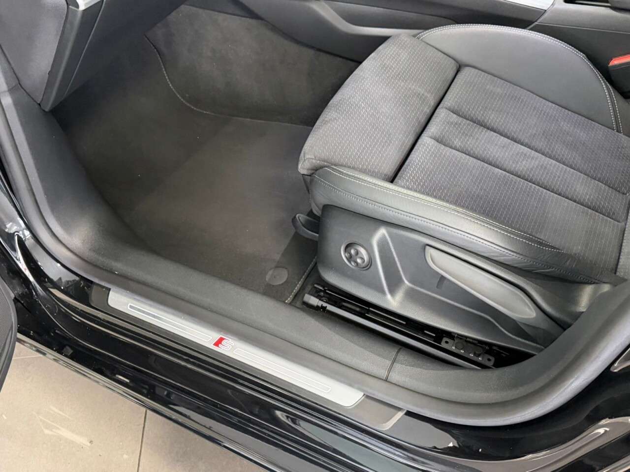 2021 AUDI A5 2021 AUDI A5