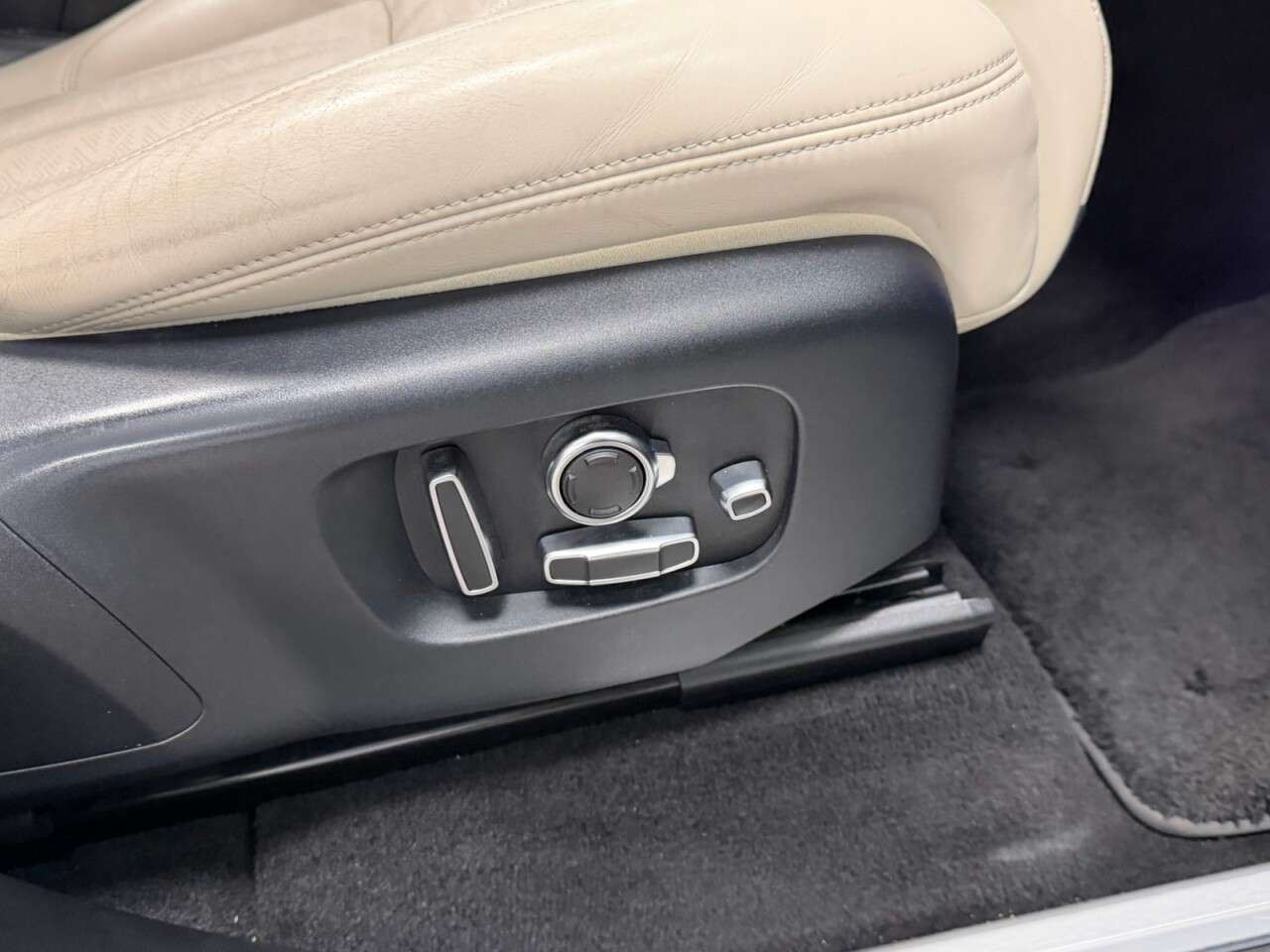 2019 LAND ROVER RANGE ROVER SPORT 2019 LAND ROVER RANGE ROVER SPORT