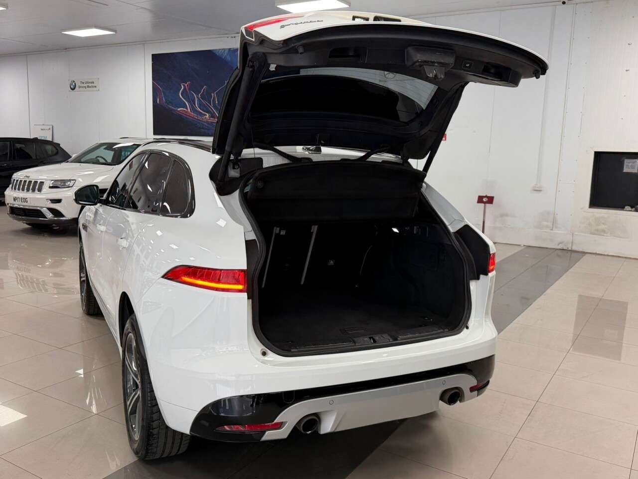 2018 JAGUAR F-PACE 2018 JAGUAR F-PACE