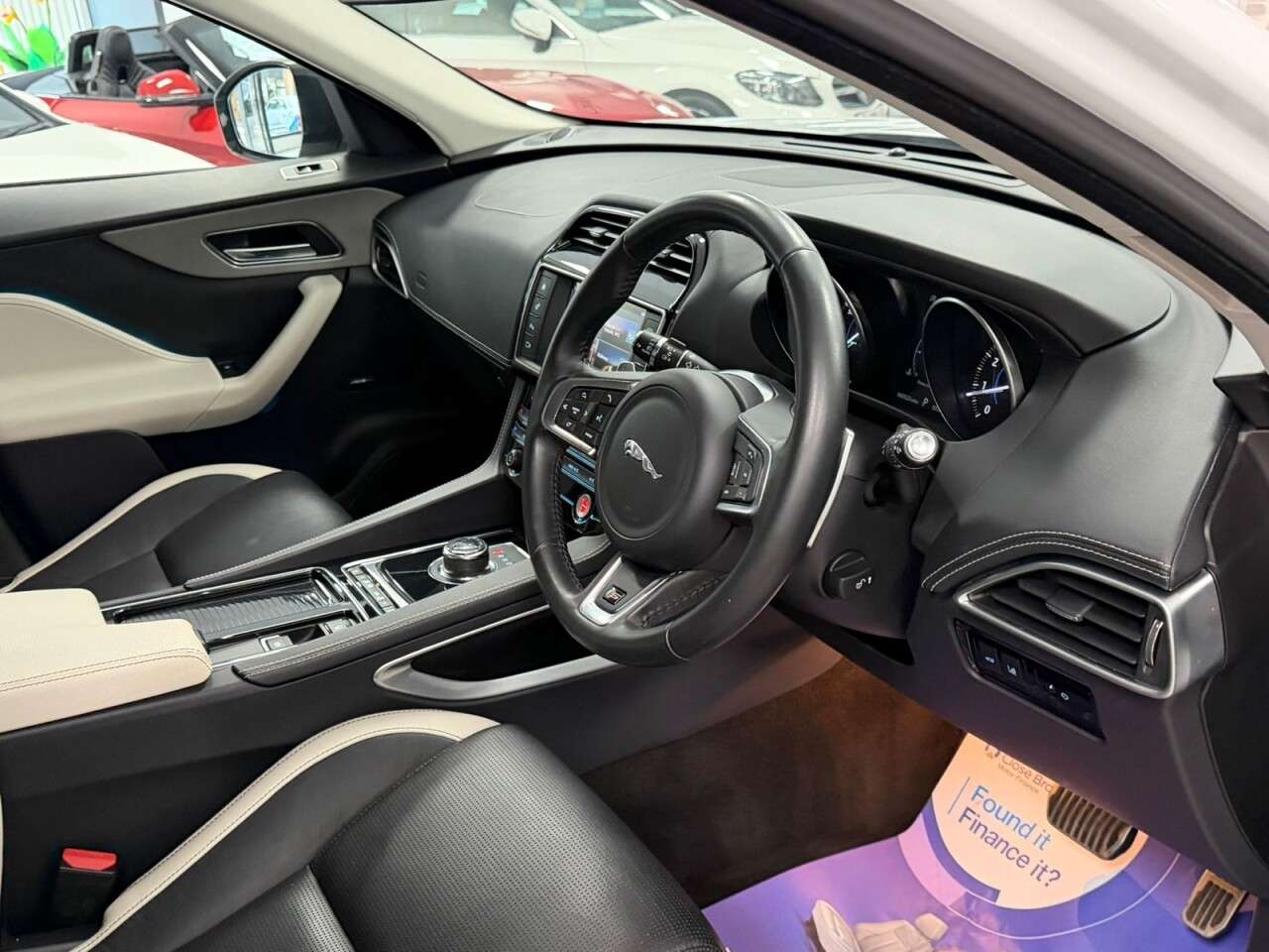 2018 JAGUAR F-PACE 2018 JAGUAR F-PACE