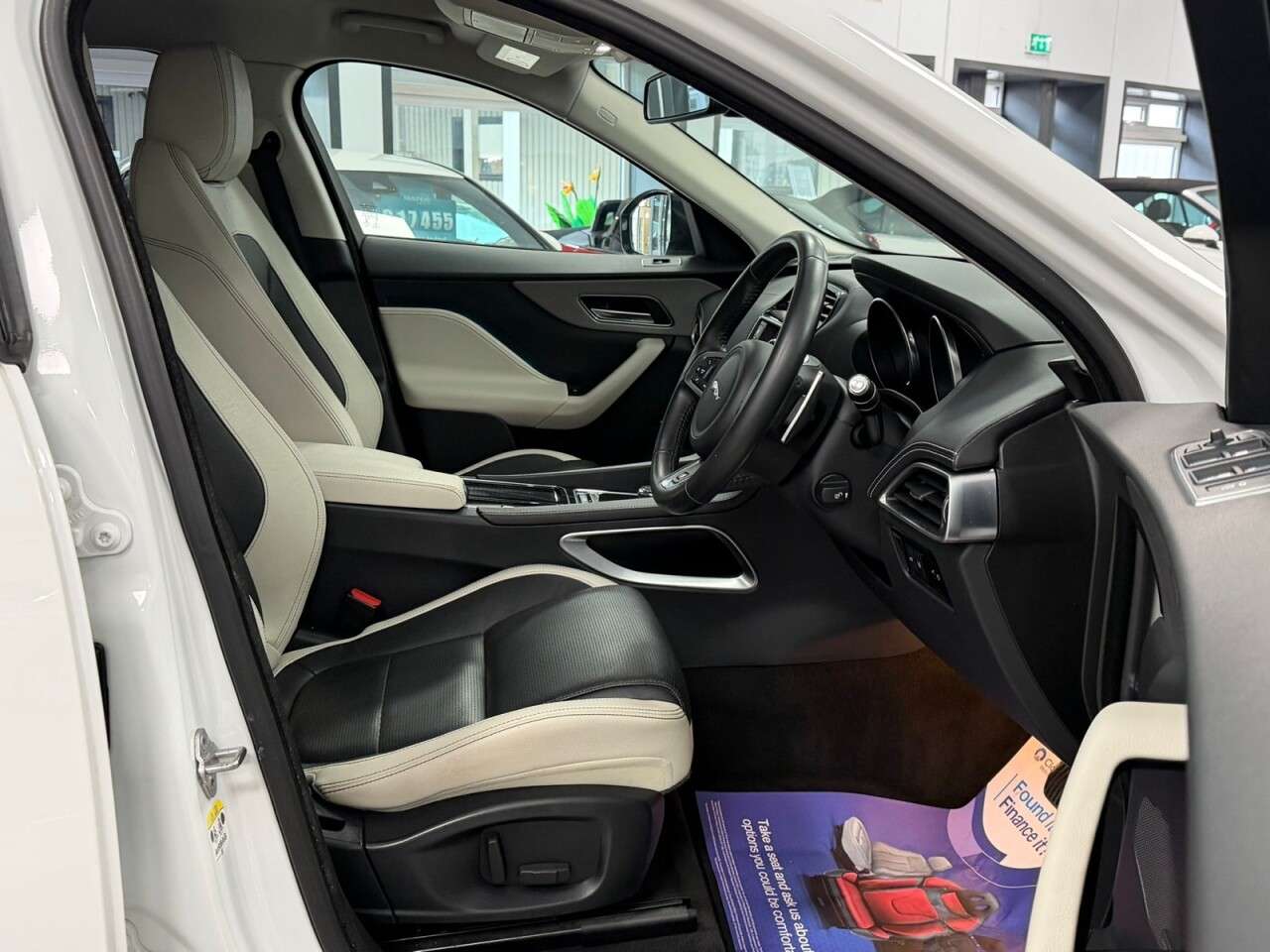 2018 JAGUAR F-PACE 2018 JAGUAR F-PACE