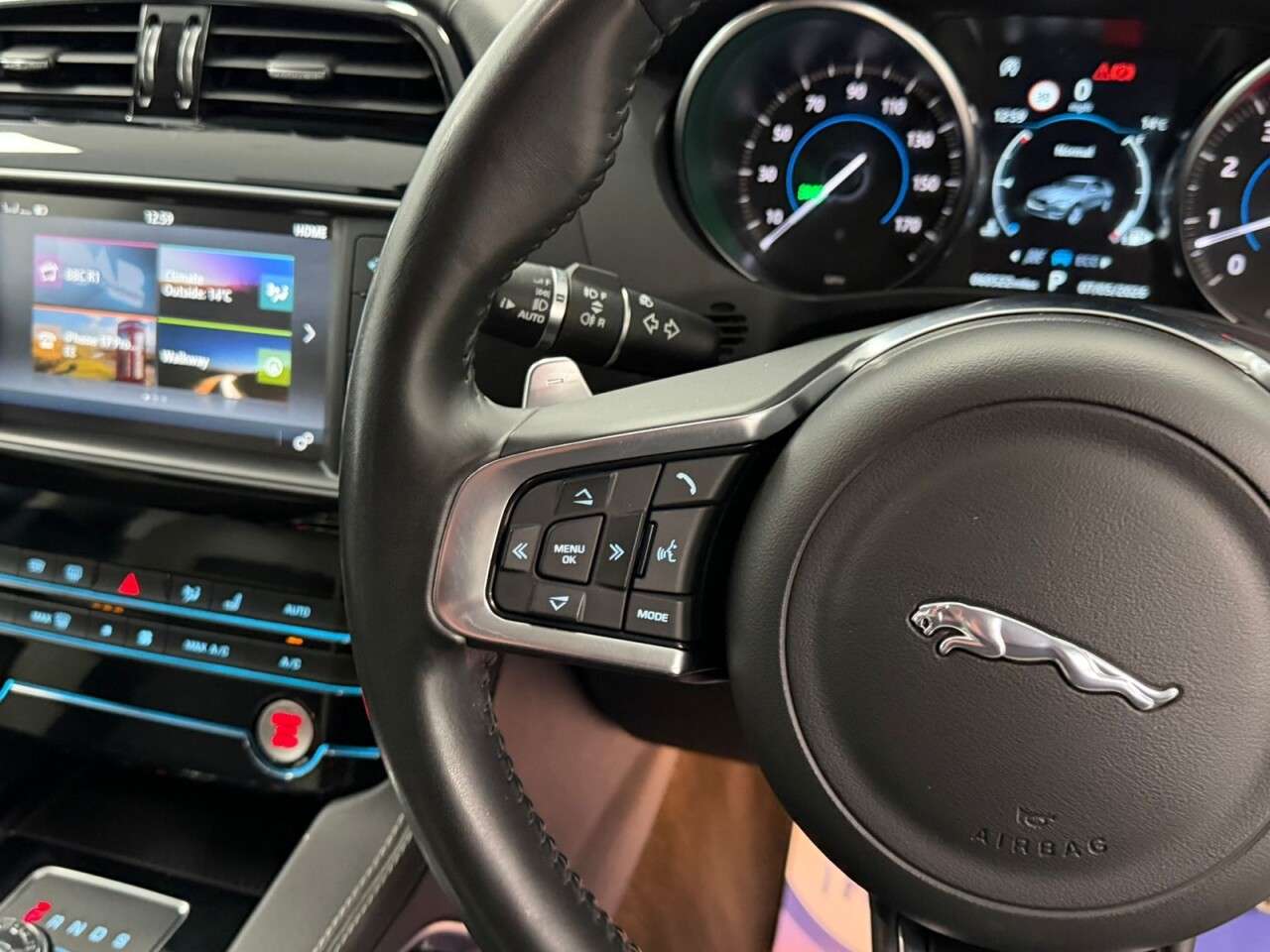 2018 JAGUAR F-PACE 2018 JAGUAR F-PACE