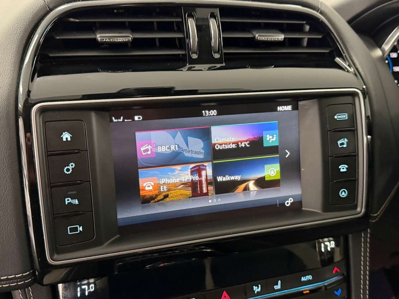 2018 JAGUAR F-PACE 2018 JAGUAR F-PACE