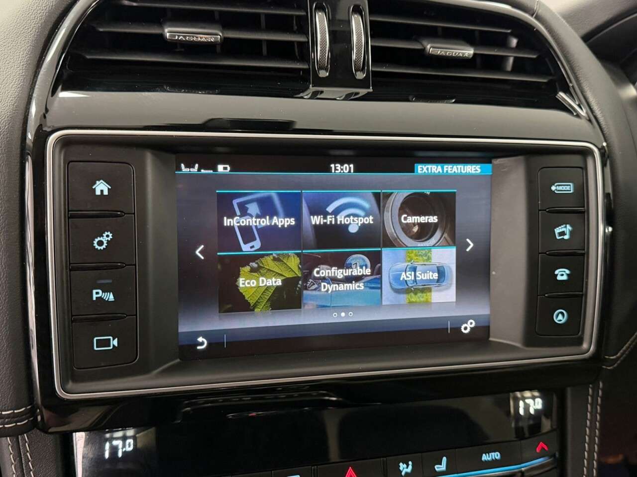 2018 JAGUAR F-PACE 2018 JAGUAR F-PACE