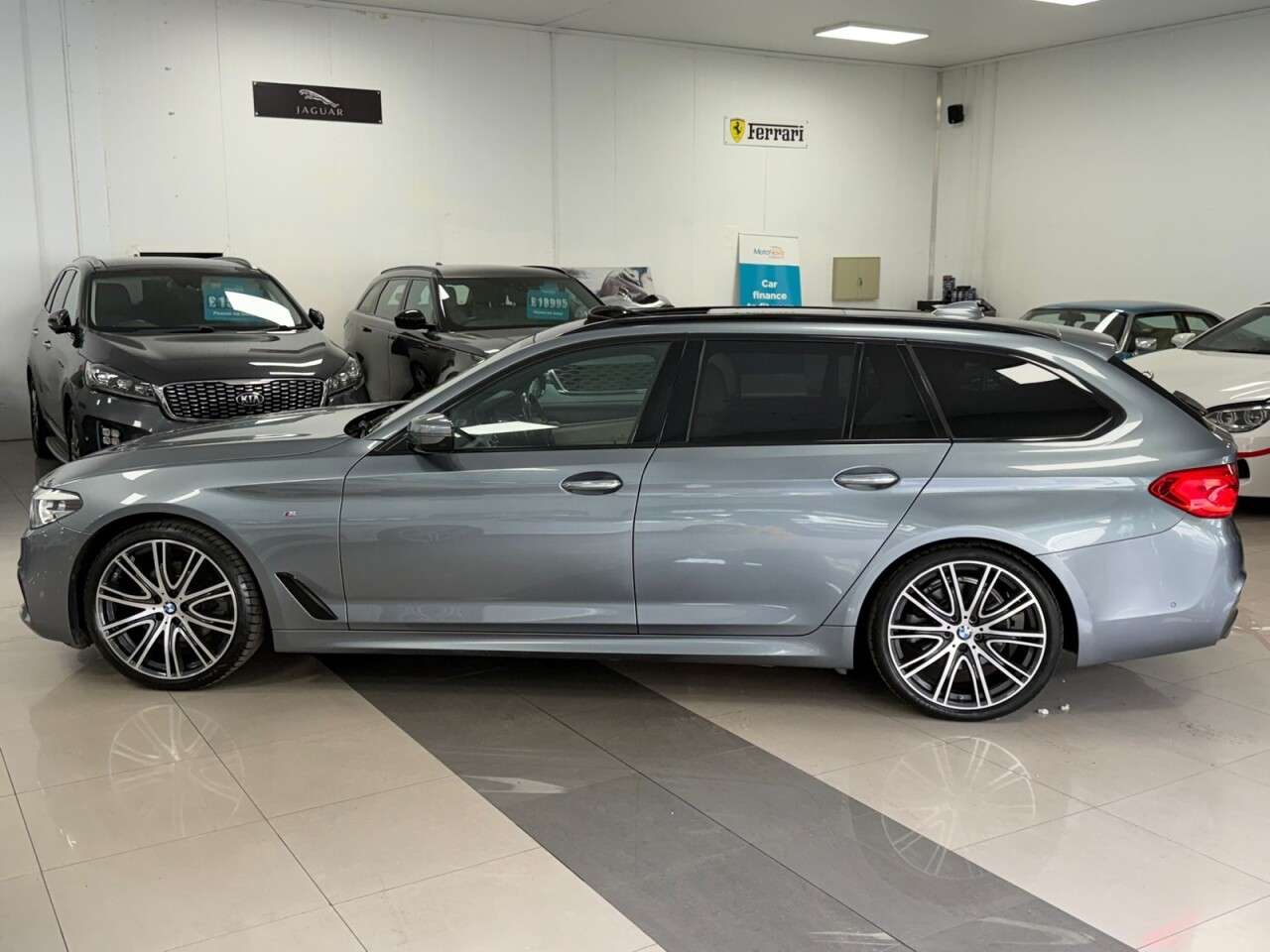 2017 BMW 5 SERIES 2017 BMW 5 SERIES