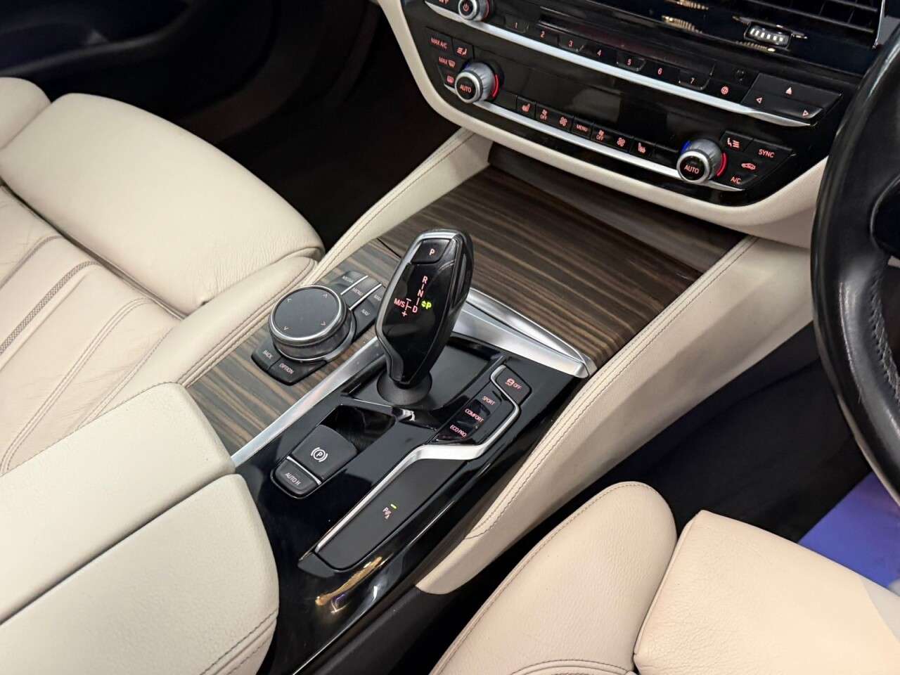 2017 BMW 5 SERIES 2017 BMW 5 SERIES