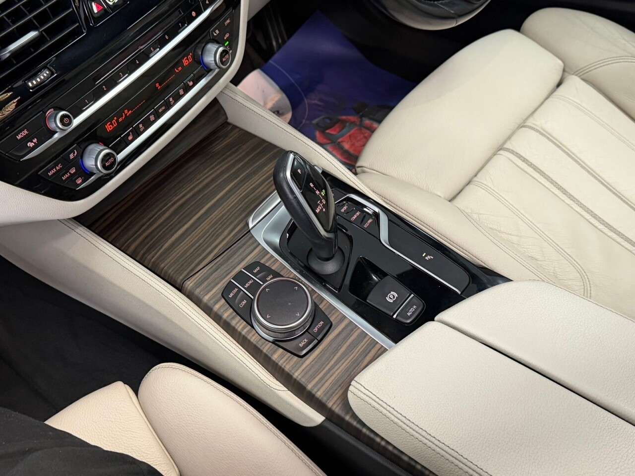 2017 BMW 5 SERIES 2017 BMW 5 SERIES