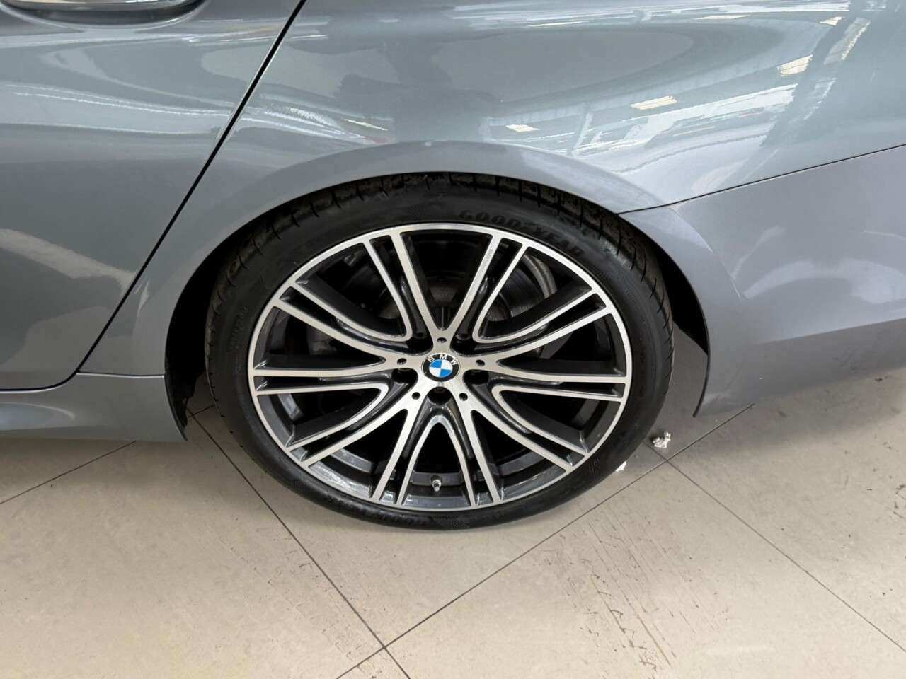 2017 BMW 5 SERIES 2017 BMW 5 SERIES