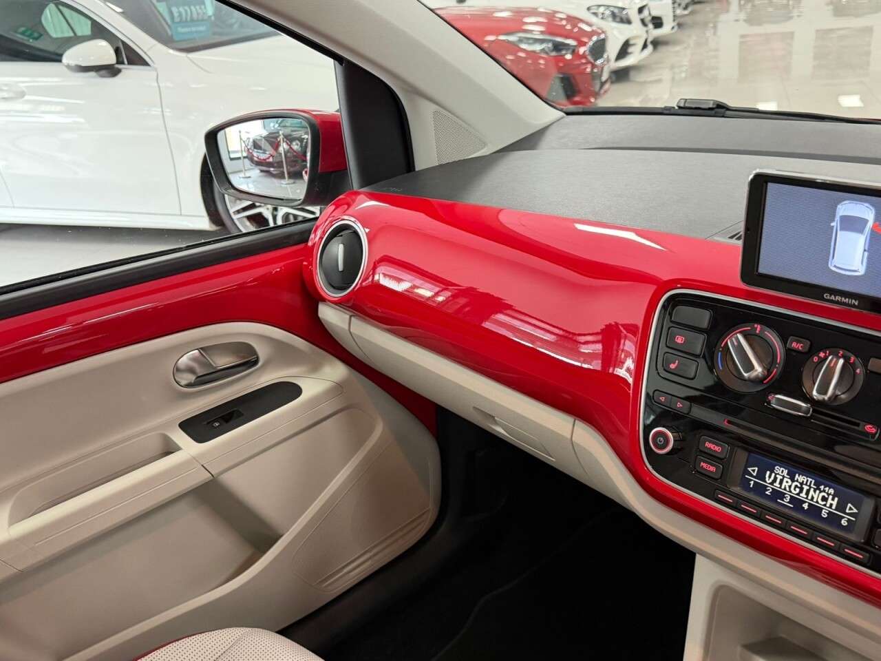 2014 VOLKSWAGEN UP! 2014 VOLKSWAGEN UP!