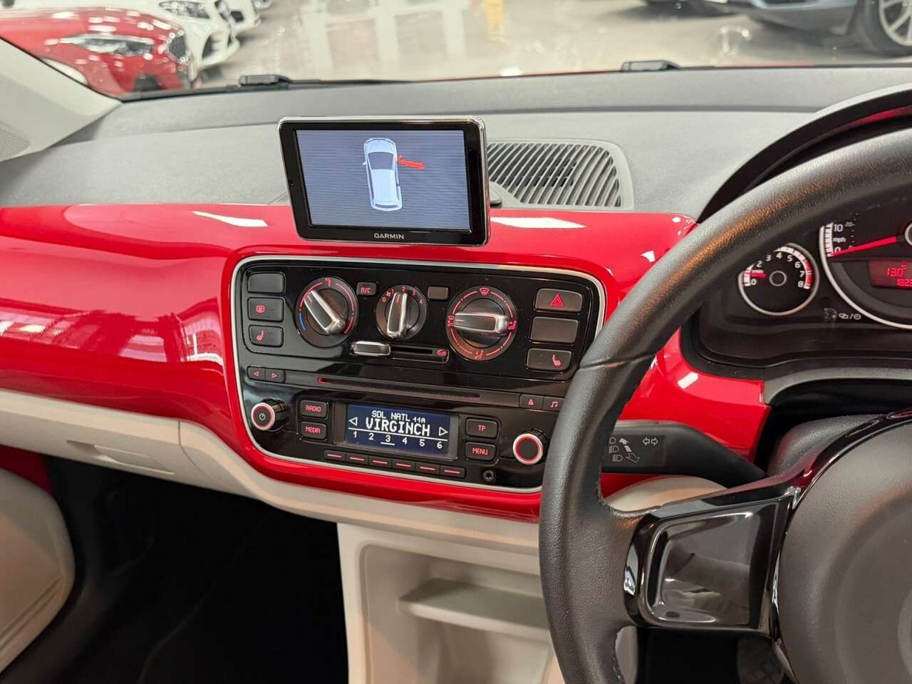 2014 VOLKSWAGEN UP! 2014 VOLKSWAGEN UP!