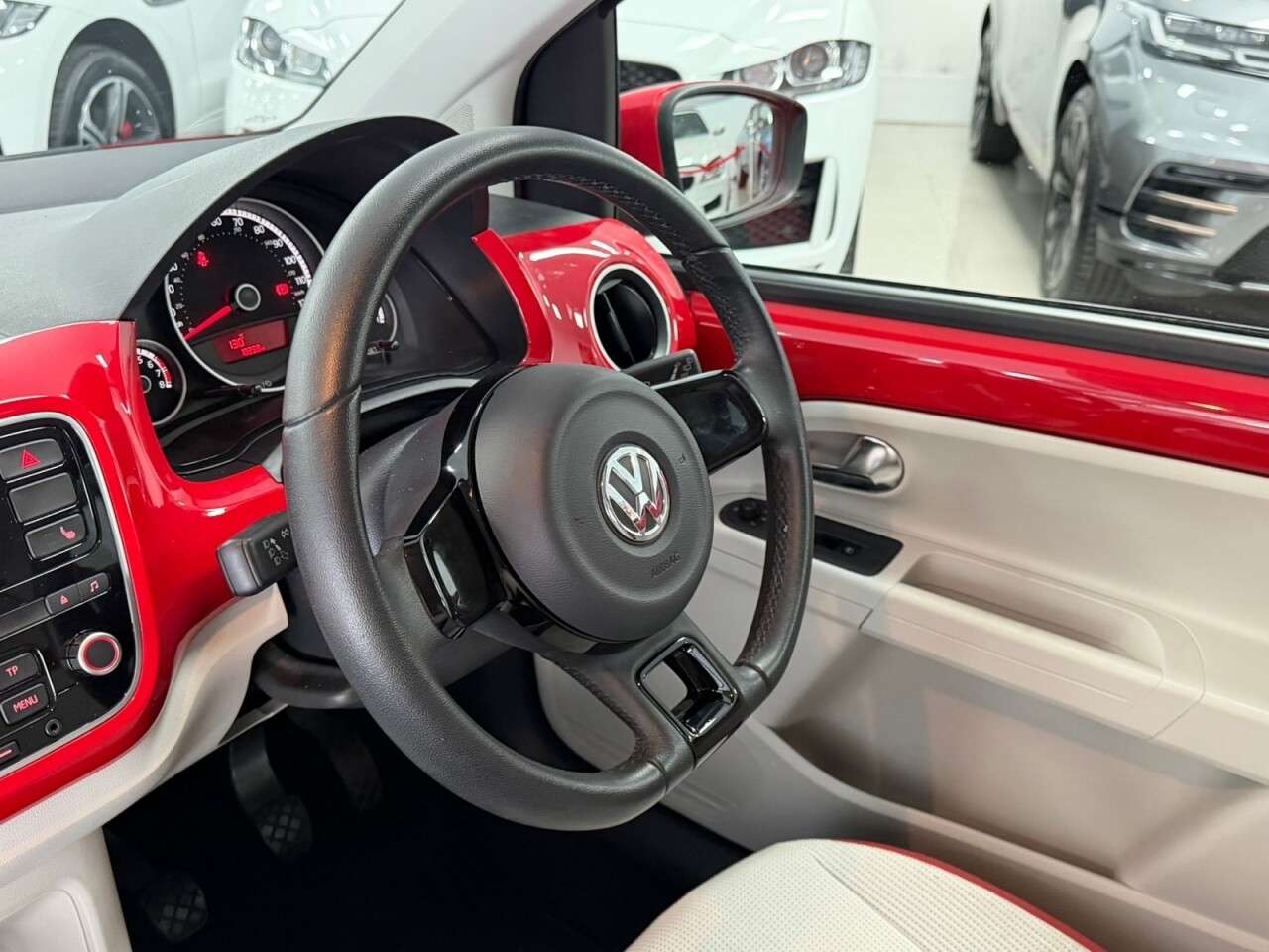 2014 VOLKSWAGEN UP! 2014 VOLKSWAGEN UP!