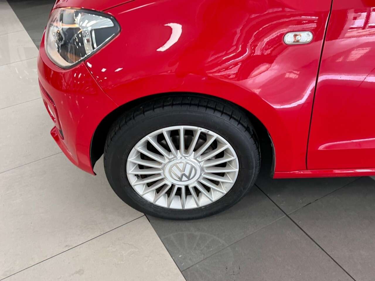 2014 VOLKSWAGEN UP! 2014 VOLKSWAGEN UP!