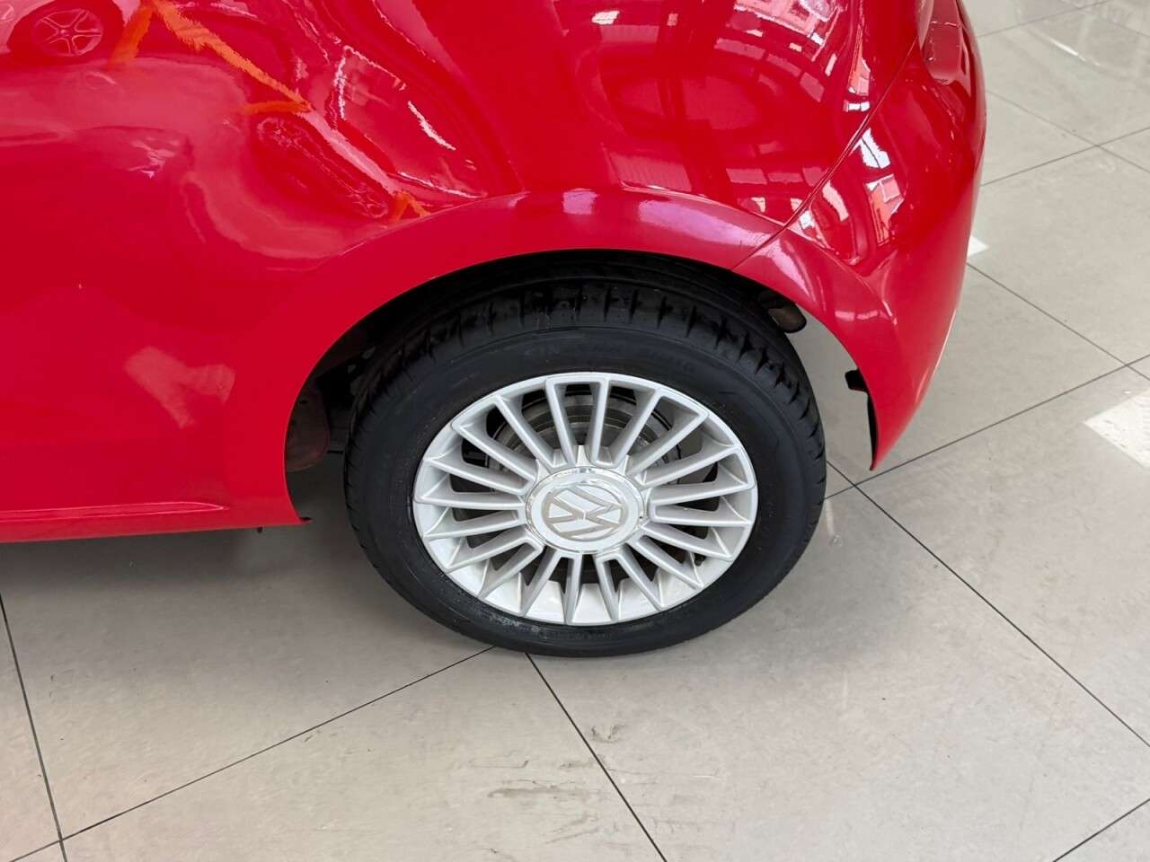 2014 VOLKSWAGEN UP! 2014 VOLKSWAGEN UP!