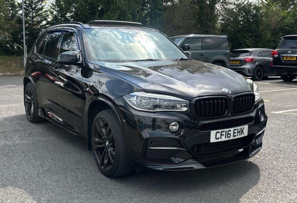 A 2016 BMW X5 3.0 M50d SUV 5dr Diesel Auto xDrive Euro 6 (s/s) (381 ps) PAN SROOF& REAR S A 2016 BMW X5 3.0 M50d SUV 5dr Diesel Auto xDrive Euro 6 (s/s) (381 ps) PAN SROOF& REAR S