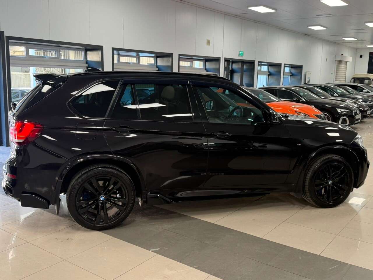 A 2016 BMW X5 3.0 M50d SUV 5dr Diesel Auto xDrive Euro 6 (s/s) (381 ps) PAN SROOF& REAR S A 2016 BMW X5 3.0 M50d SUV 5dr Diesel Auto xDrive Euro 6 (s/s) (381 ps) PAN SROOF& REAR S