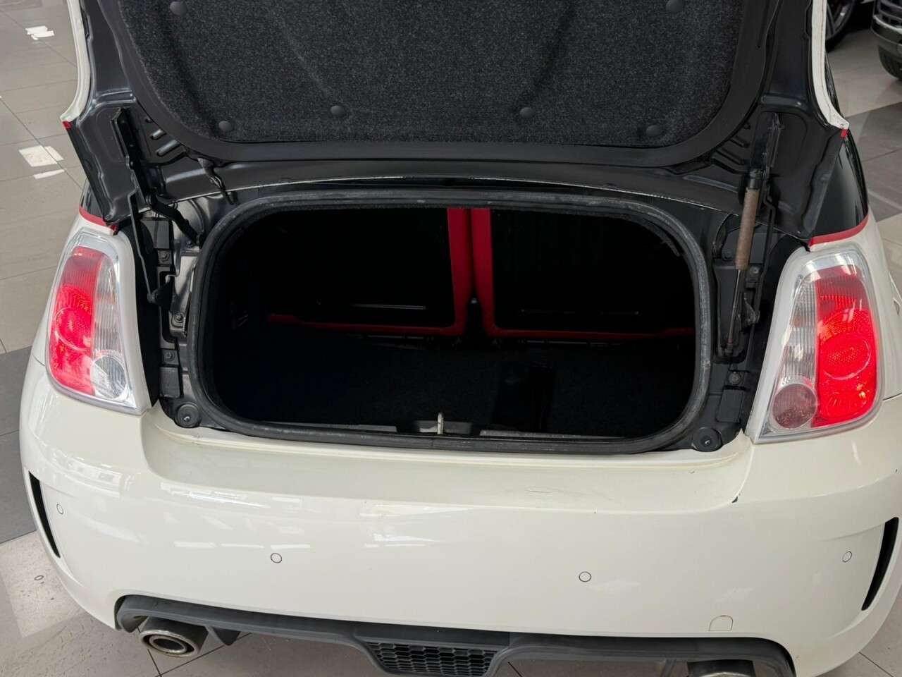 2011 ABARTH 500C 2011 ABARTH 500C