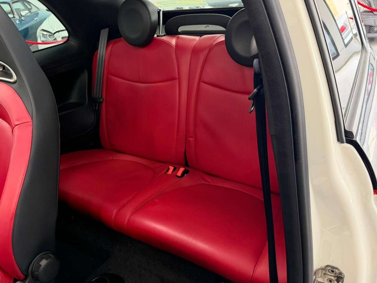 2011 ABARTH 500C 2011 ABARTH 500C