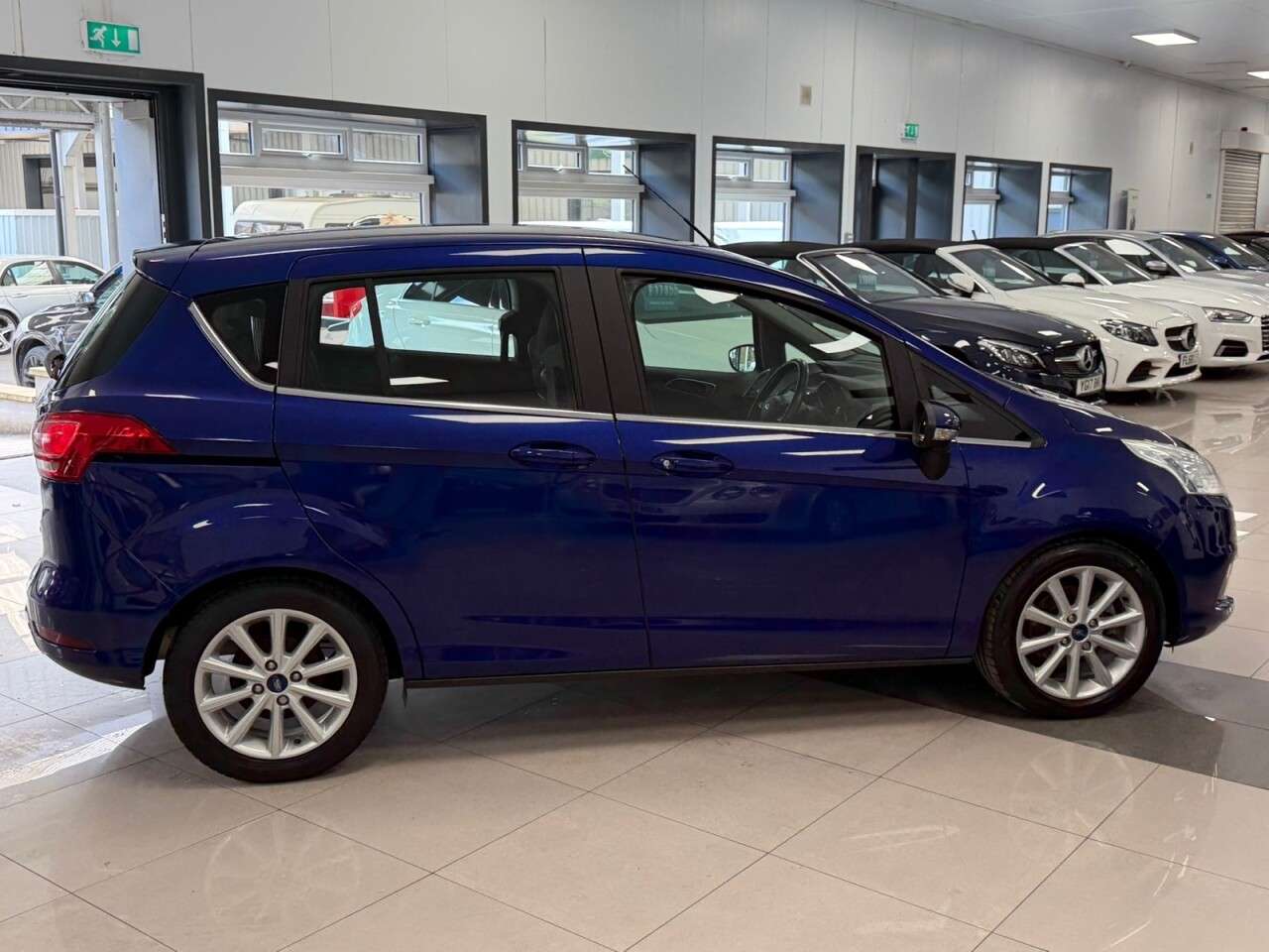 A 2017 FORD B-MAX 1.0T EcoBoost Titanium Navigator MPV 5dr Petrol Manual Euro 6 (100 ps) TOP A 2017 FORD B-MAX 1.0T EcoBoost Titanium Navigator MPV 5dr Petrol Manual Euro 6 (100 ps) TOP