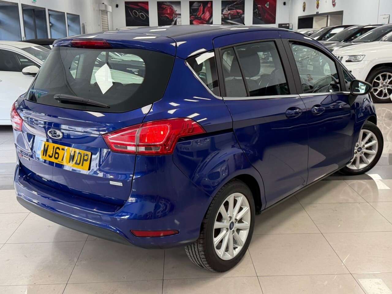A 2017 FORD B-MAX 1.0T EcoBoost Titanium Navigator MPV 5dr Petrol Manual Euro 6 (100 ps) TOP A 2017 FORD B-MAX 1.0T EcoBoost Titanium Navigator MPV 5dr Petrol Manual Euro 6 (100 ps) TOP