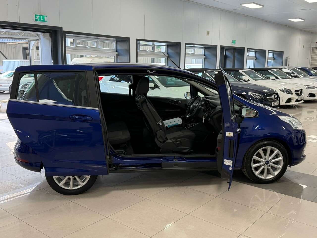 A 2017 FORD B-MAX 1.0T EcoBoost Titanium Navigator MPV 5dr Petrol Manual Euro 6 (100 ps) TOP A 2017 FORD B-MAX 1.0T EcoBoost Titanium Navigator MPV 5dr Petrol Manual Euro 6 (100 ps) TOP