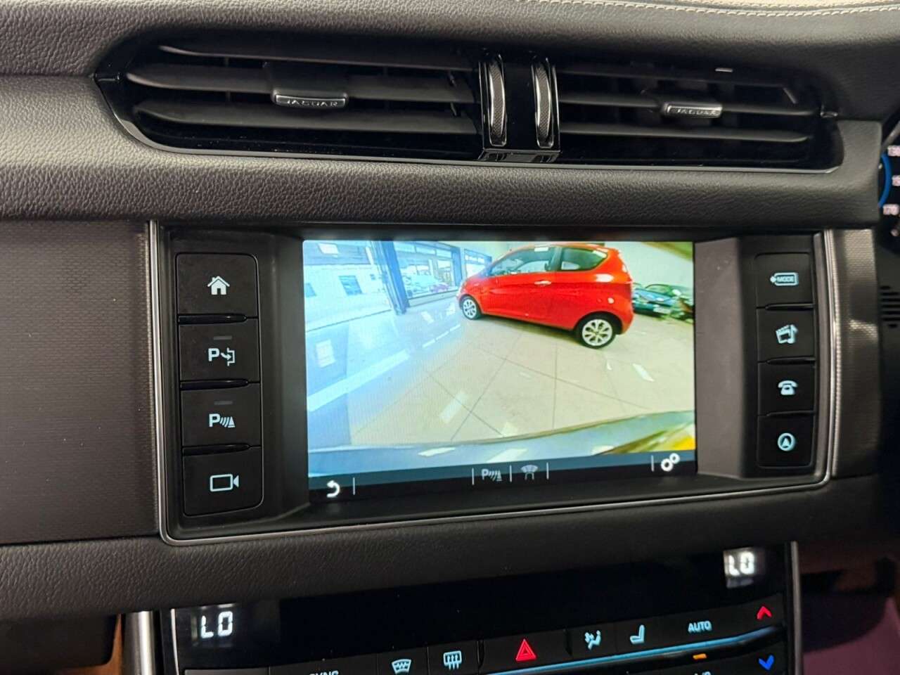 2016 JAGUAR XF 2016 JAGUAR XF