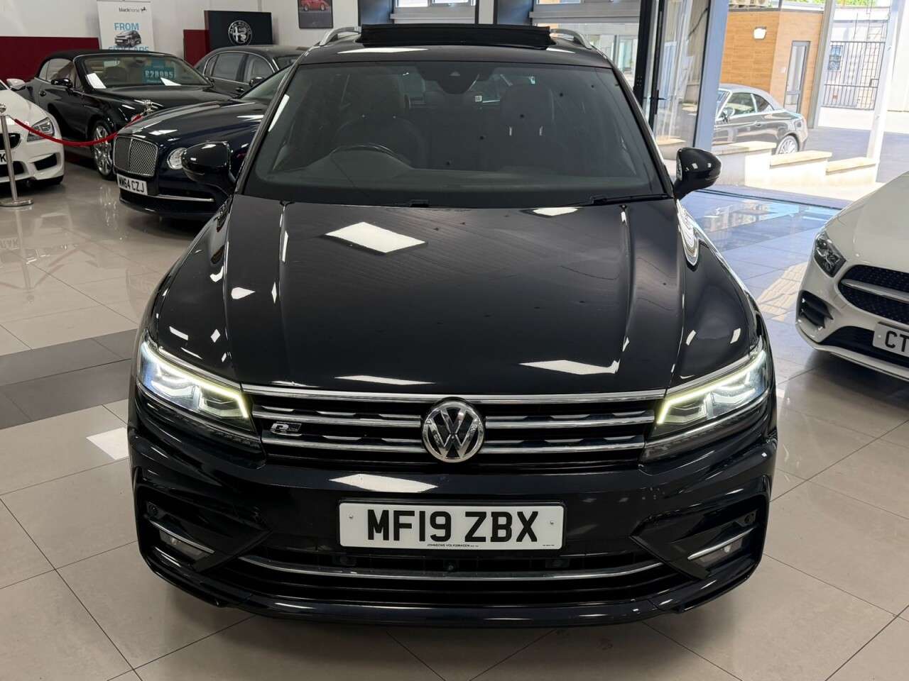 2019 VOLKSWAGEN TIGUAN 2019 VOLKSWAGEN TIGUAN