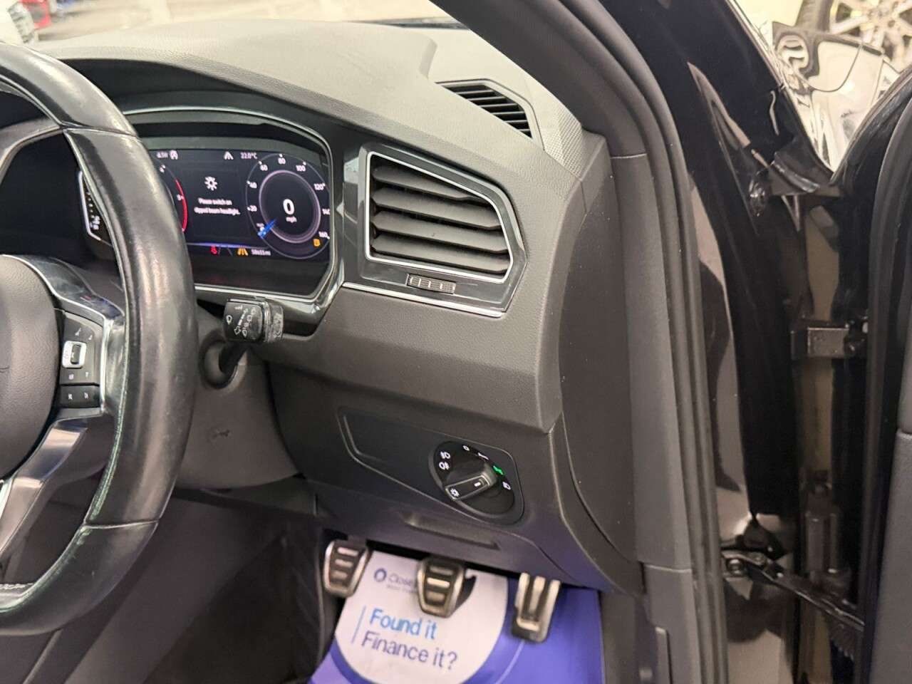 2019 VOLKSWAGEN TIGUAN 2019 VOLKSWAGEN TIGUAN