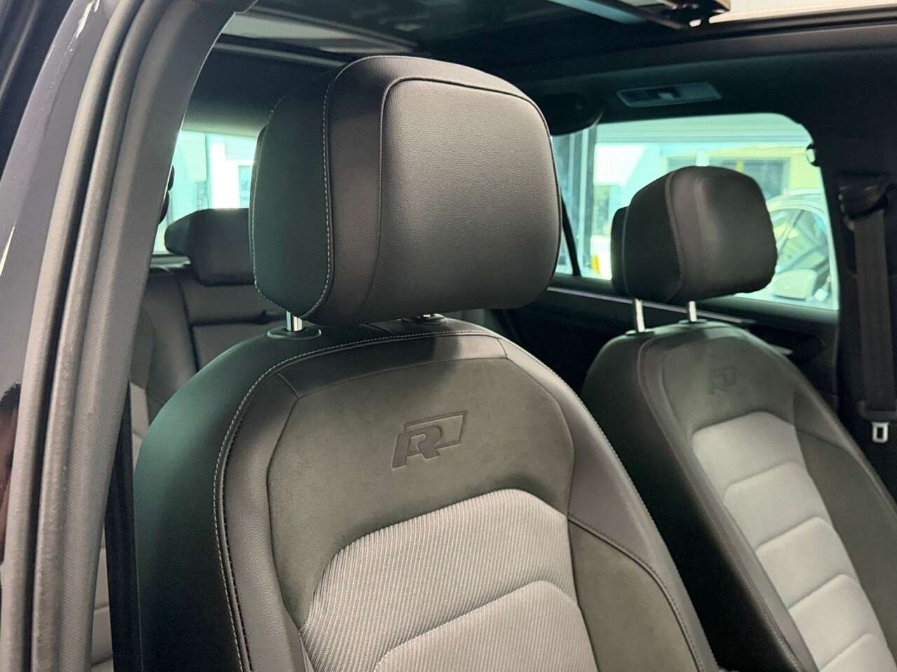 2019 VOLKSWAGEN TIGUAN 2019 VOLKSWAGEN TIGUAN