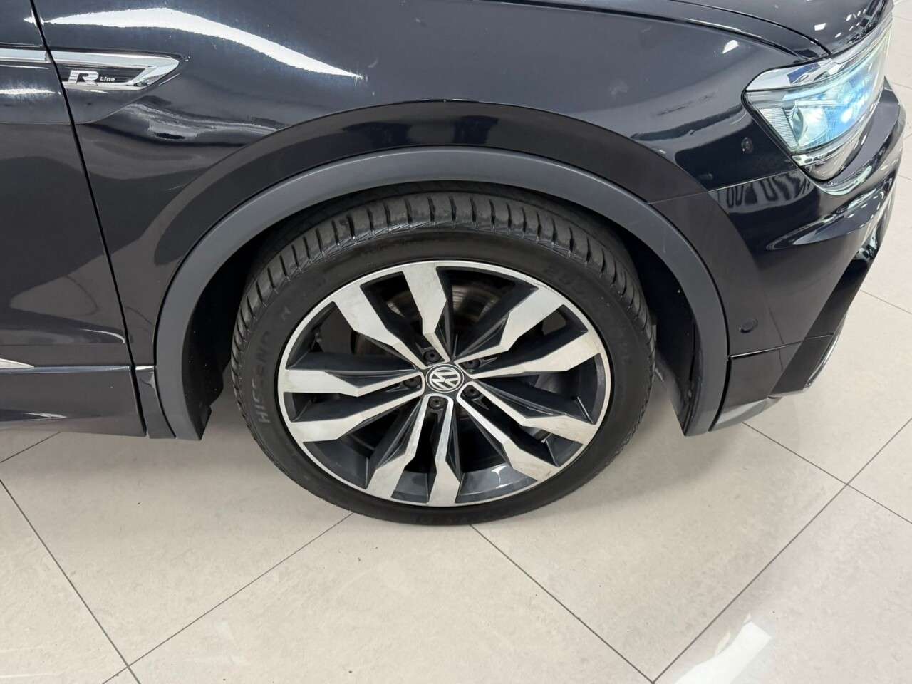 2019 VOLKSWAGEN TIGUAN 2019 VOLKSWAGEN TIGUAN
