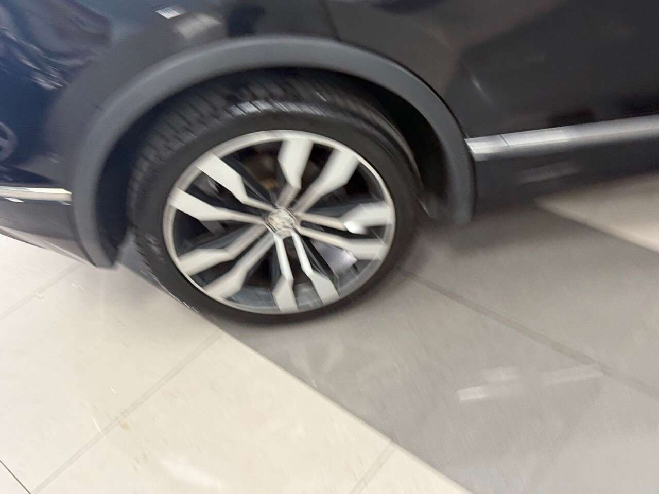 2019 VOLKSWAGEN TIGUAN 2019 VOLKSWAGEN TIGUAN