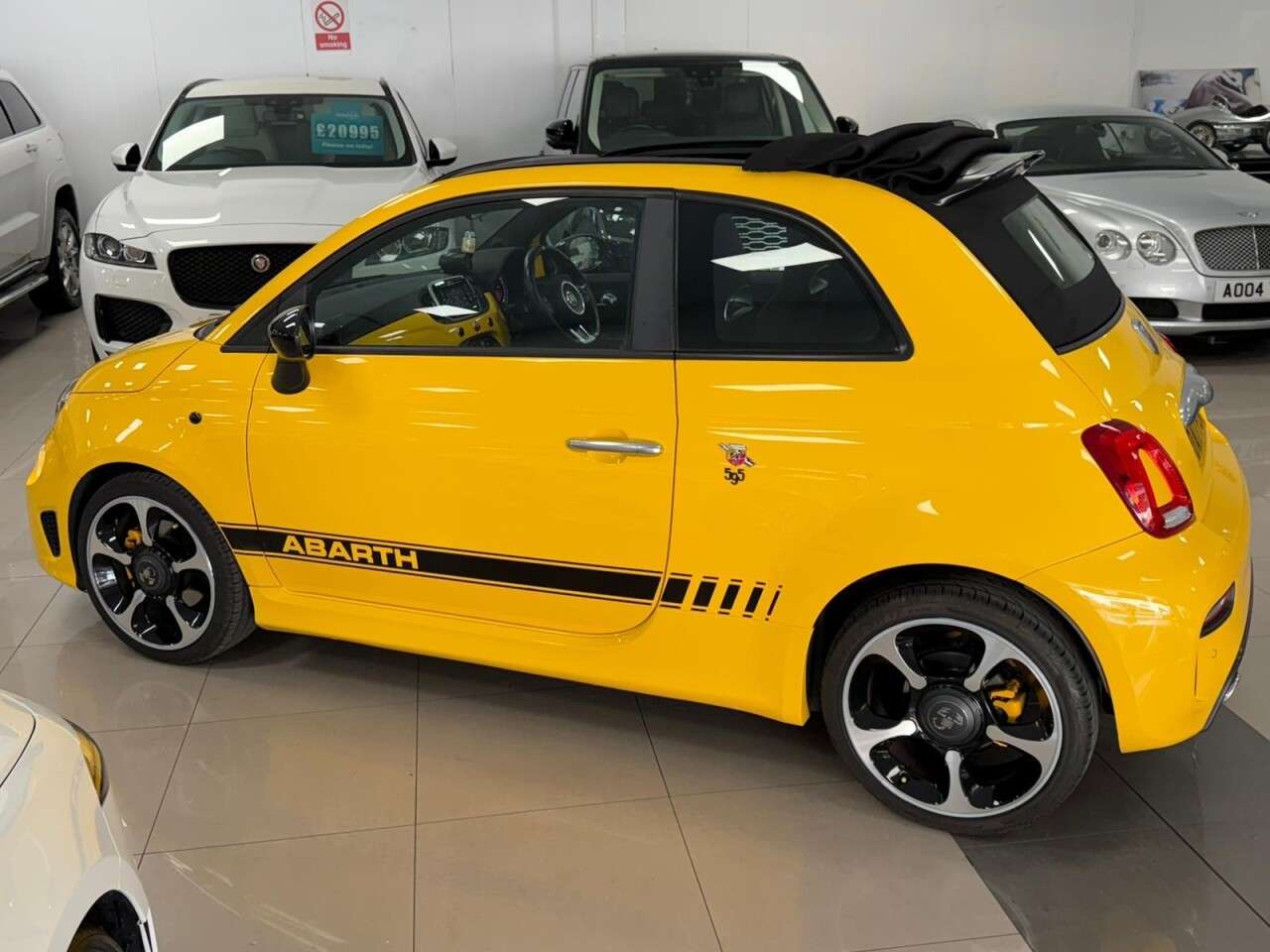 2017 ABARTH 595C 2017 ABARTH 595C